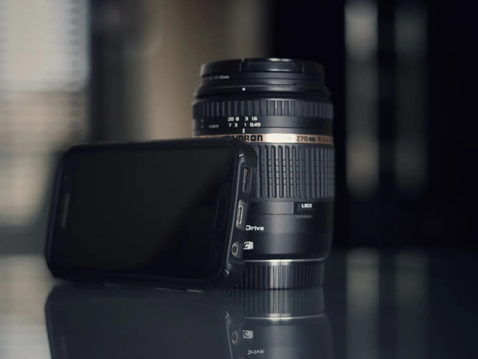 Oppo Find X10 Pro Max Pairs Triple 200MP Cameras With Hasselblad Teleconverter Kit