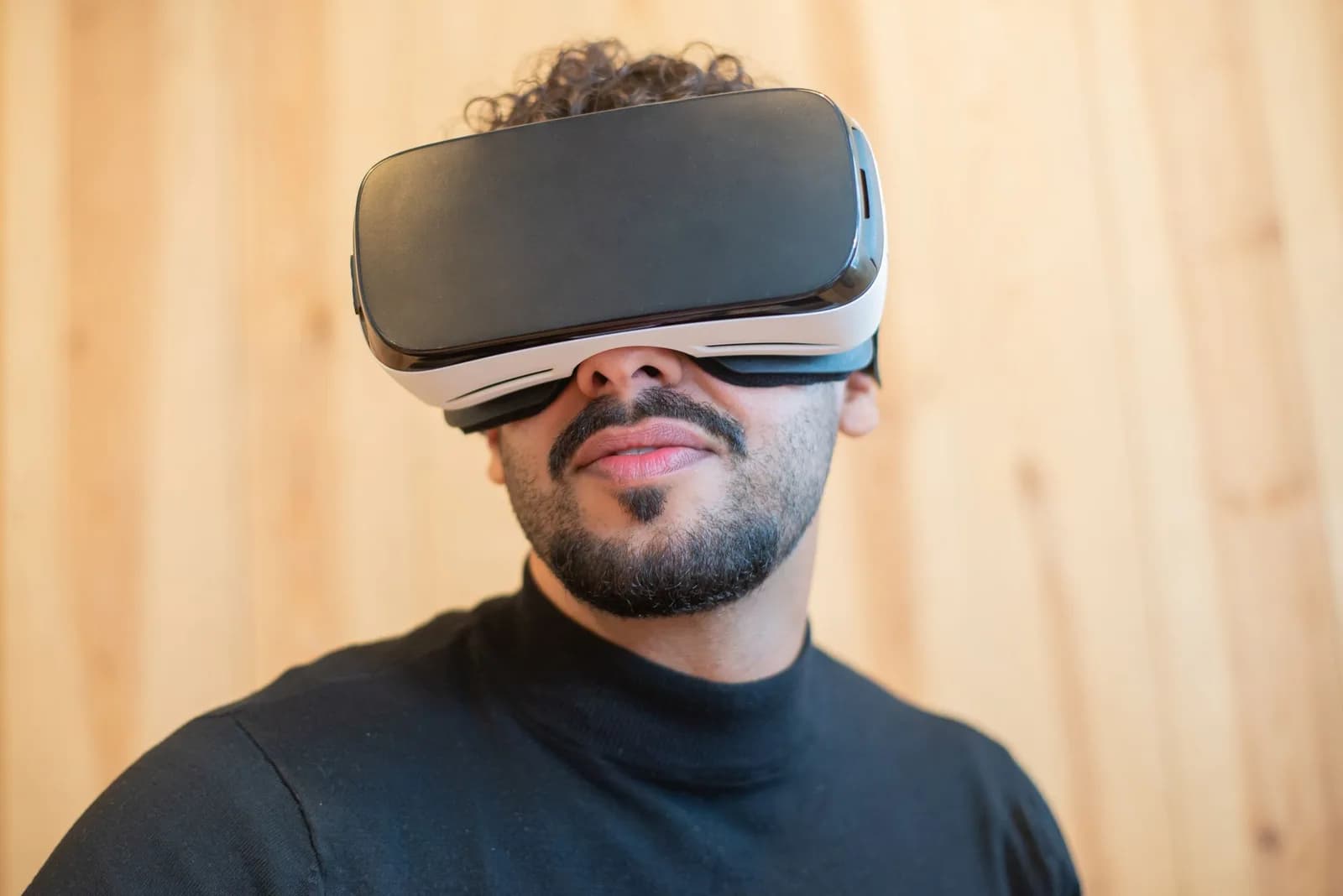 Meta Unveils $1,300 VR Glasses Weighing Just 100 Grams