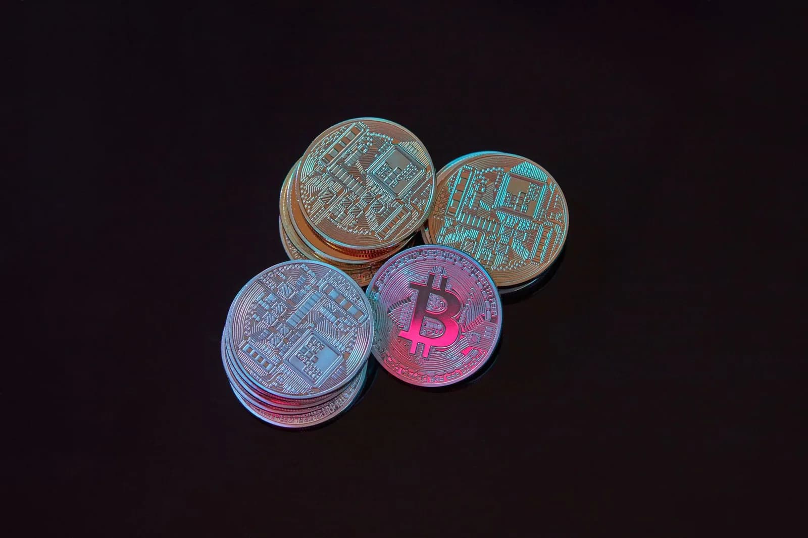 Strategy Raises $334M via Stock Sales, Adds No Bitcoin