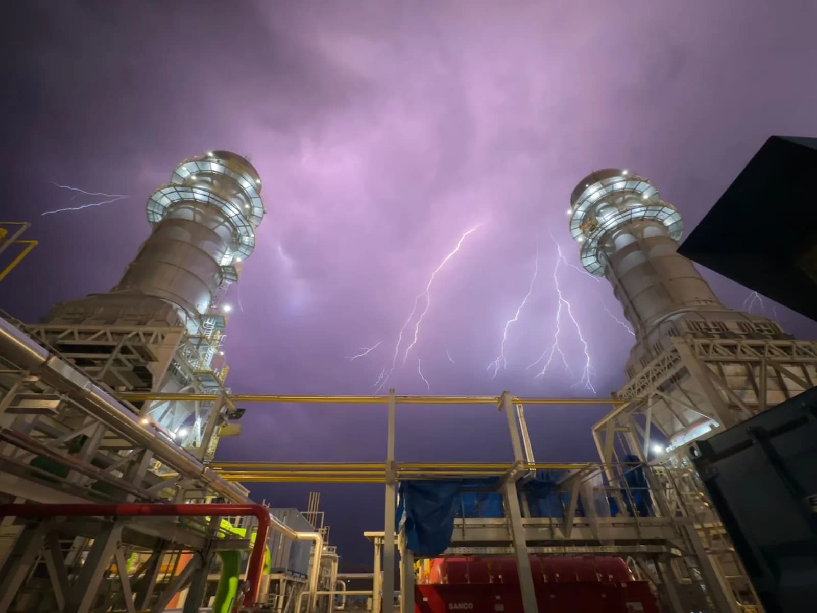 Elon Musk Acquires Gas Turbine Firm APR Energy to Power xAI's Grok