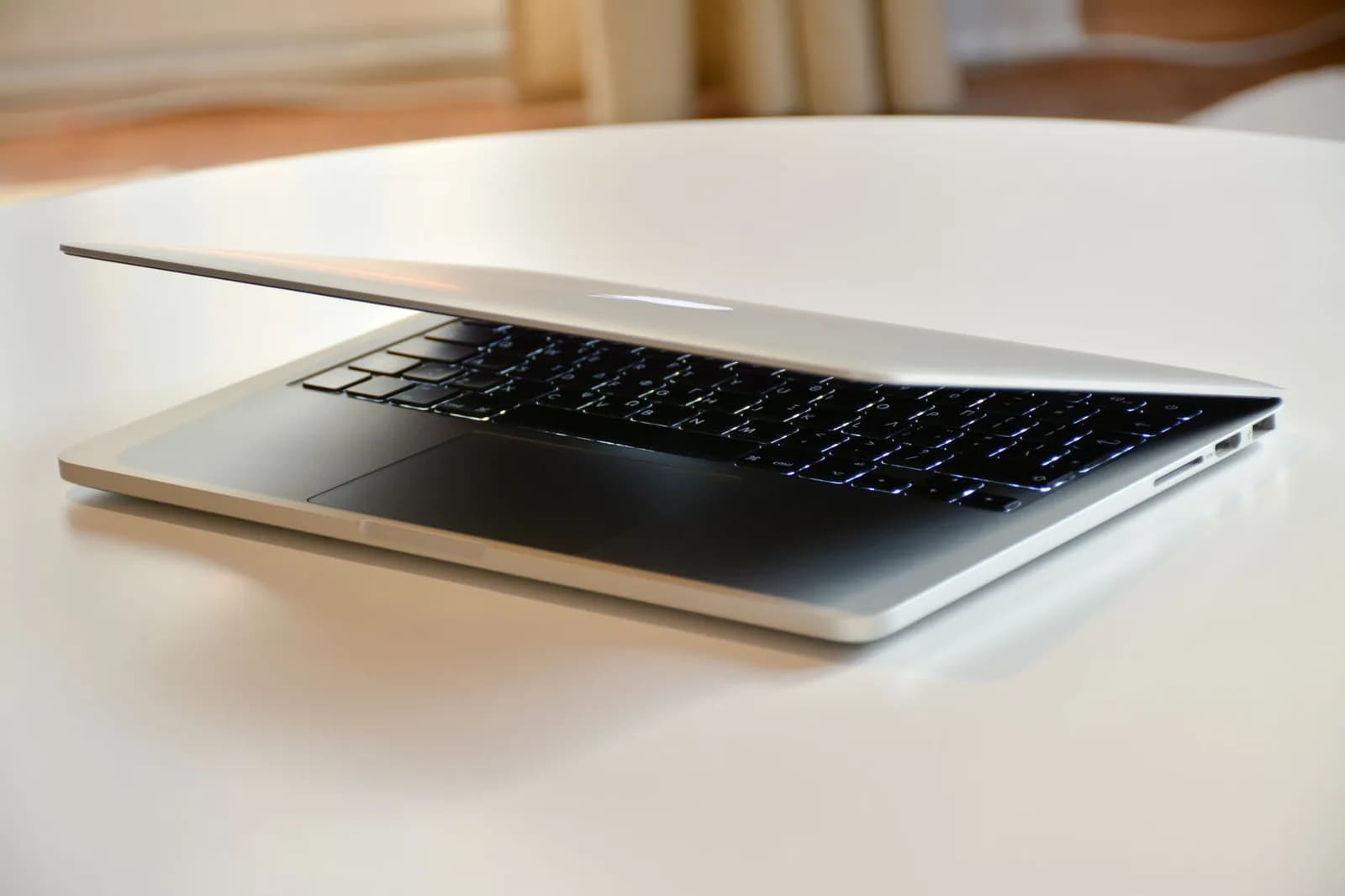 Acer Swift Air 14 Review: Wildcat Lake Laptop Leans on Ports and Battery