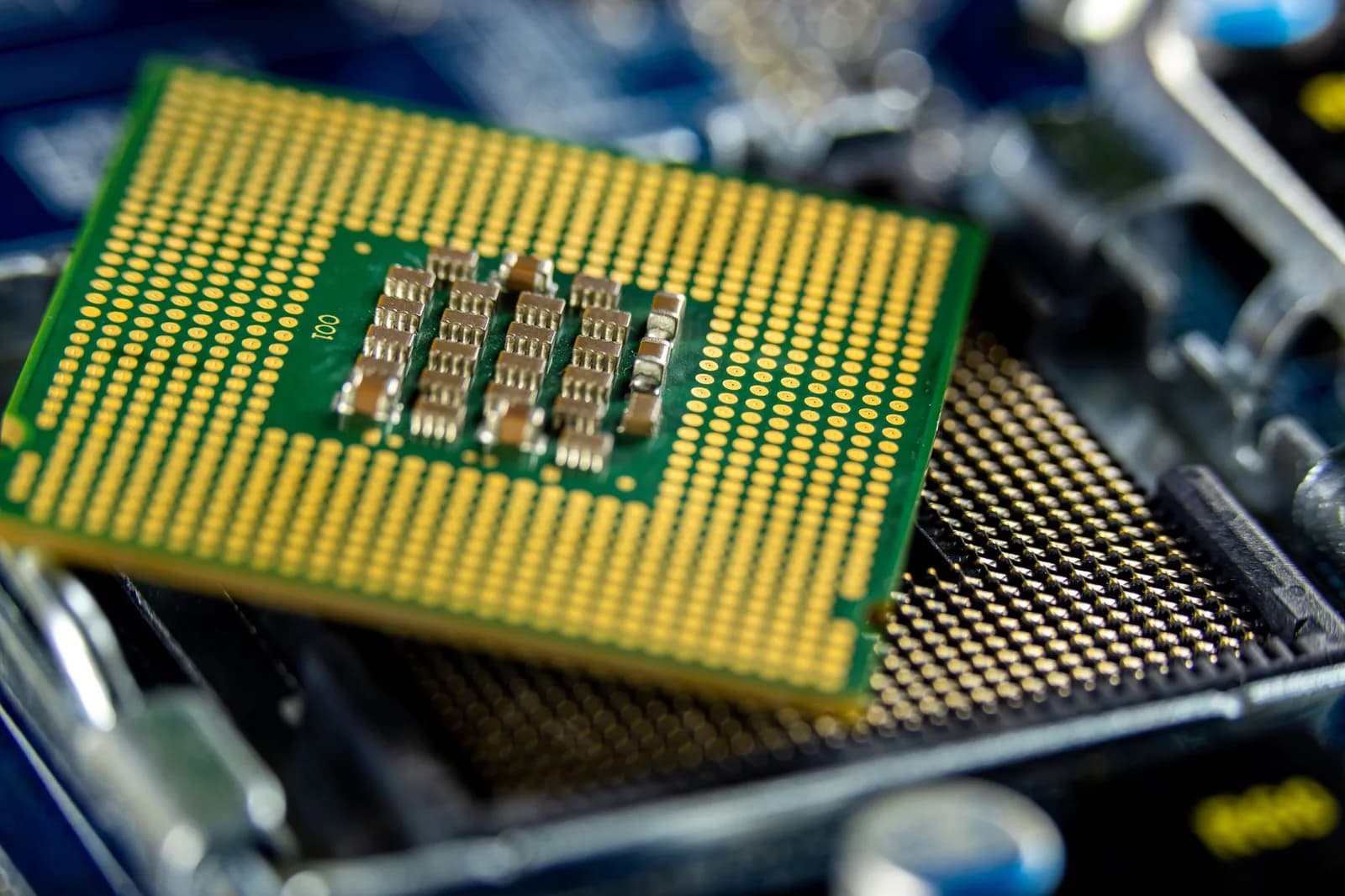 Intel APX Support Arrives in Windows 11 Insider Build Ahead of Nova Lake