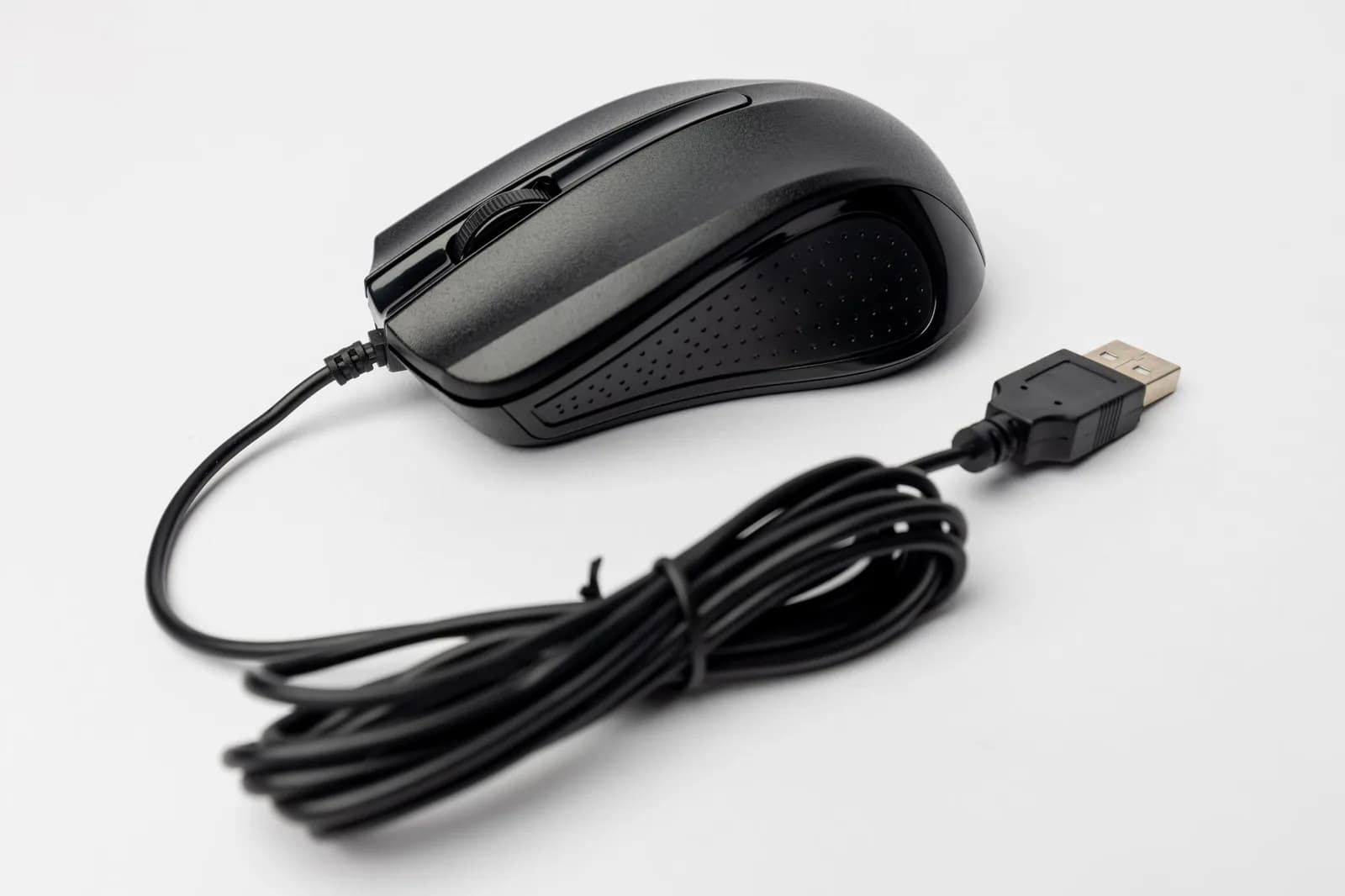 Pulsar Debuts X5 Ergonomic Gaming Mouse at Tokyo Game Show