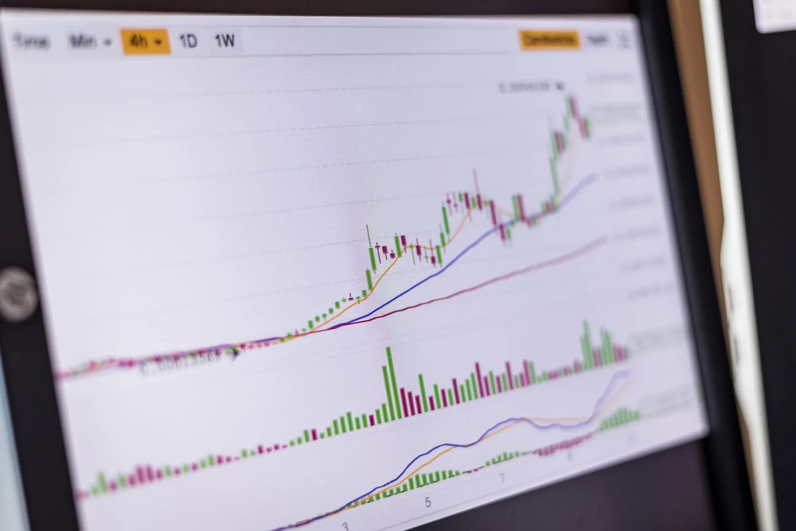 Bitcoin Reclaims $60K, But Exchange Deposit Surge Signals Volatility Ahead