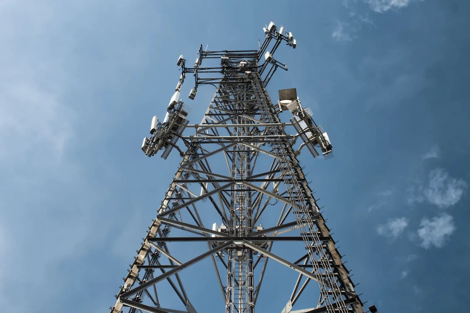IHS Shareholders Approve MTN's Bid for Full Ownership