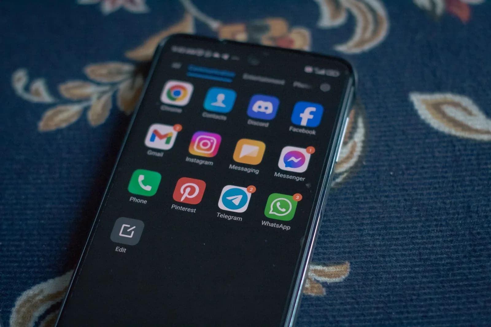 Russian Journalist Ksenia Sobchak Says Telegram Channels Breached via Email