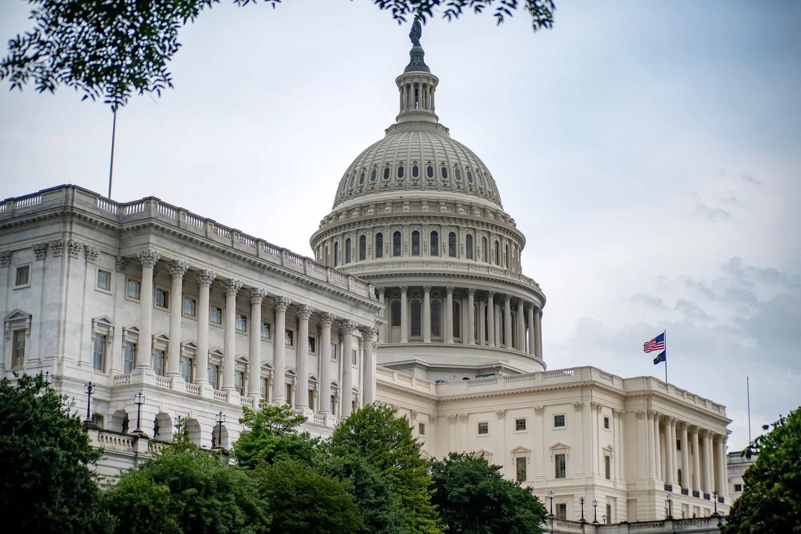 Crypto Stocks Fall After Senate Declines to Advance Clarity Act
