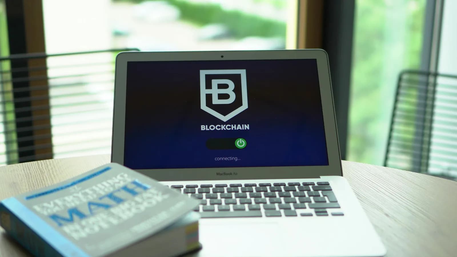 AI Scan Uncovers Bitcoin Node Flaw That Could Crash Windows and Mac Systems